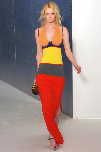 Look 50